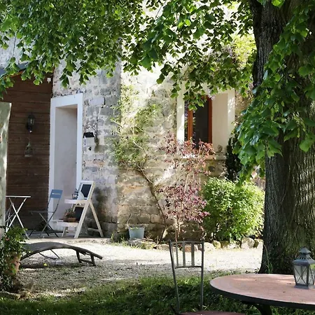 La Poussiniere Semesterbostad